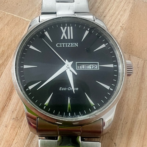Citizen mens black dial silver tone steel solar dress watch - Picture 1 of 10